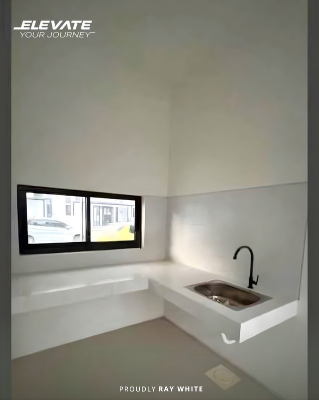 Sewa Rumah 2 Lantai di Surabaya Timur Amesta Living