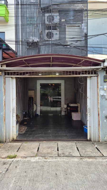 Ruko Commercial 4 lt - Mangga Besar IV, Jakarta Barat - Lokasi Strategis