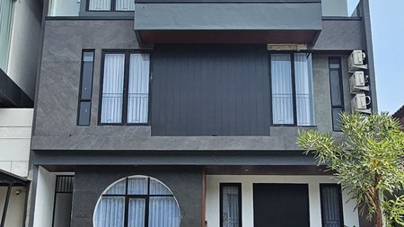 Dijual Rumah FULL FURNISHED Mewah Citraland Surabaya Barat