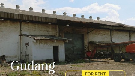 Sewa Gudang ada loading dock Margomulyo Surabaya Jawa Timur