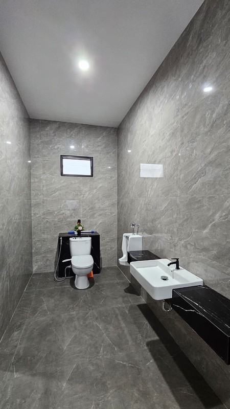 New Private Pool Dijual Rumah Citraland Fullerton Place Surabaya Full Furnished -Gym Room -10 Unit Ac - Ruang Outdoor Bbq -8 Unit Cctv Strategis Dekat Raffles Garden, Newton Hill, Merlion Citraland