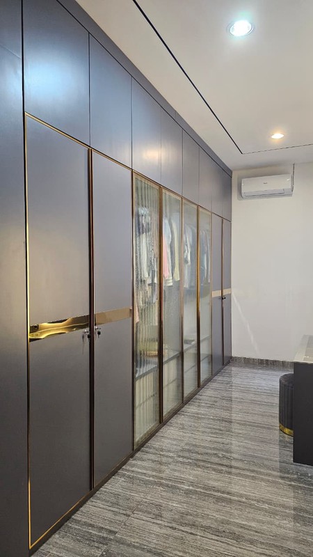 New Private Pool Dijual Rumah Citraland Fullerton Place Surabaya Full Furnished -Gym Room -10 Unit Ac - Ruang Outdoor Bbq -8 Unit Cctv Strategis Dekat Raffles Garden, Newton Hill, Merlion Citraland