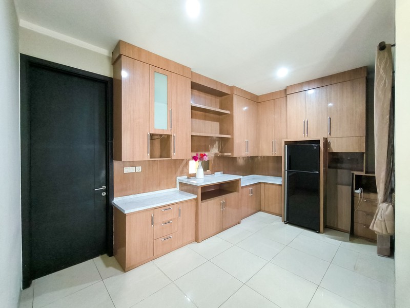 Rumah Nyaman dan Siap Huni depan Taman di Discovery Flamine, Bintaro Jaya Sektor 9