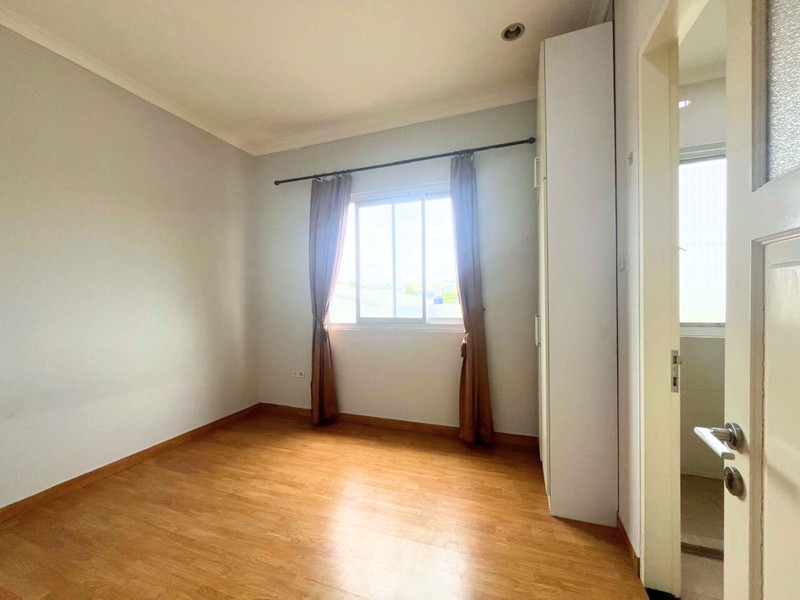 Rumah 3 Lantai di Pejaten Jaksel