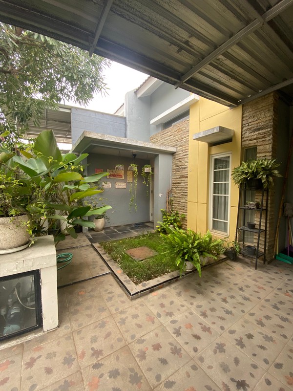 Rumah Valencia Terrace Semi Furnish Siap Huni