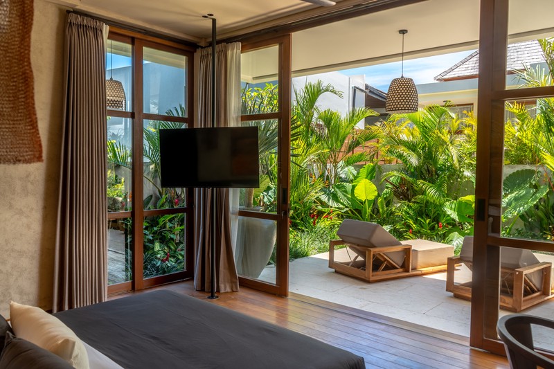 Leasehold - Elegant 6-Bedroom Luxury Villa with Private Pool in Nyanyi, Tabanan, Bali