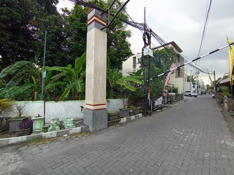 Lahan Premium & Langka, Kavling Strategis 413 Meter Persegi Cocok untuk Kost Eksklusif/Bisnis, Condongcatur, Depok, Sleman