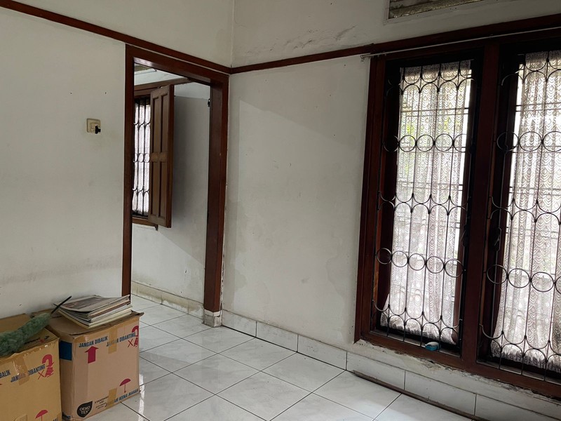 Rumah Tengah Kota dekat 23 Paskal Shopping Center Bandung