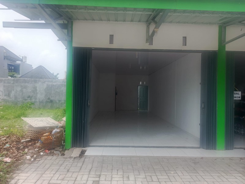 Disewakan Ruko Luas & Strategis di Wedomartani, Ngemplak, Sleman Area Berkembang Pesat Sleman