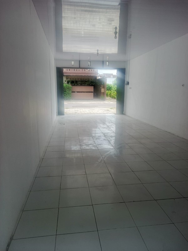 Disewakan Ruko Luas & Strategis di Wedomartani, Ngemplak, Sleman Area Berkembang Pesat Sleman