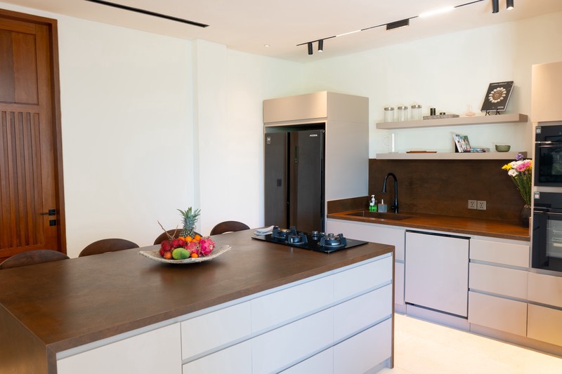 Leasehold - Elegant 6-Bedroom Luxury Villa with Private Pool in Nyanyi, Tabanan, Bali