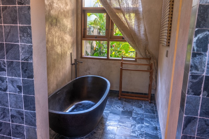 Leasehold - Elegant 6-Bedroom Luxury Villa with Private Pool in Nyanyi, Tabanan, Bali