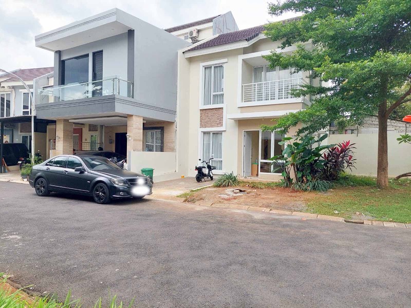 Rumah di Paradise Resort Cluster THE BAY, 2 Lantai, Full Furniture, SIAP HUNI !!!