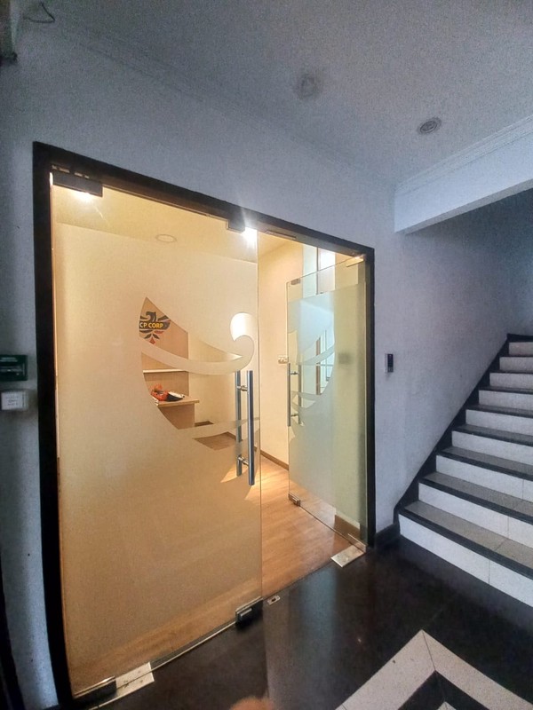 Strategic Retail Space - Ruko di Kebayoran Baru