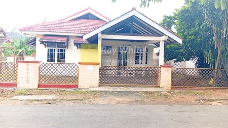 Disewakan Rumah Halaman Luas - berlokasi di JL. Griya Nirmala, Way Halim, Kota Bandar Lampung