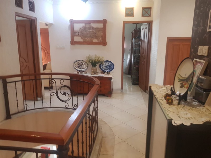 RUMAH CANTIK DI PURI BINTARO, BINTARO JAYA, TANGERANG SELATAN 