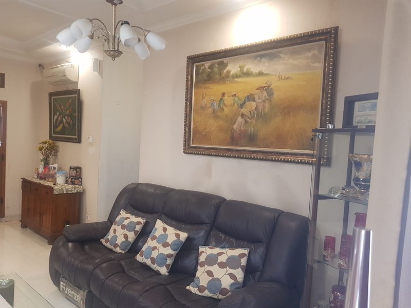 RUMAH CANTIK DI PURI BINTARO, BINTARO JAYA, TANGERANG SELATAN 