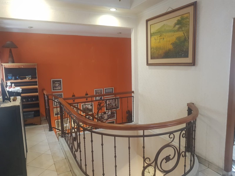 RUMAH CANTIK DI PURI BINTARO, BINTARO JAYA, TANGERANG SELATAN 