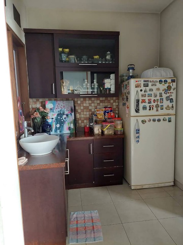 Rumah Mewah 2 Lantai di Bintaro - LT 315m2, Halaman Luas & Siap Huni (Nego)