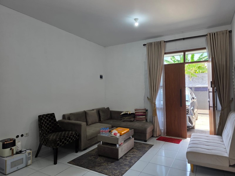 Rumah Cantik Bangunan Baru dekat Puri Dago Antapani Bandung