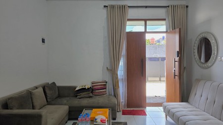 Rumah Cantik Bangunan Baru dekat Puri Dago Antapani Bandung