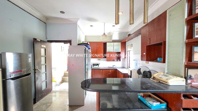 Rumah Posisi Hook di Jl Kayu Mas Selatan Pulo Gadung