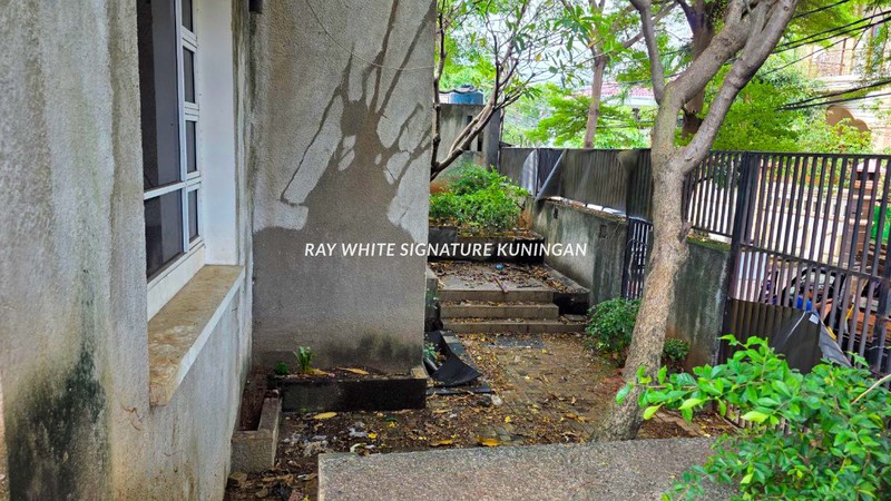 Rumah Posisi Hook di Jl Kayu Mas Selatan Pulo Gadung