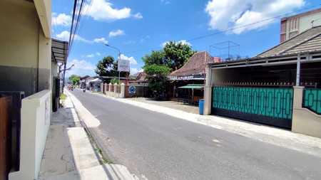 Sewa Rumah Luas & Strategis di Tanjungtirto Berbah Hanya 500m dari Jalan Raya Jogja-Solo