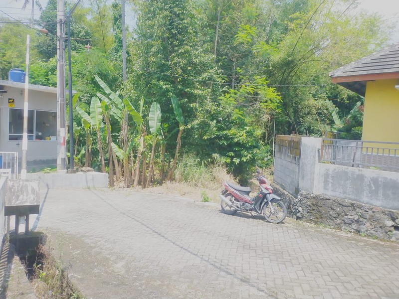 Lahan Luas & Strategis ± 2500 Meter di Sinduharjo, Ngaglik, Sleman  Cocok untuk Resto, Gudang, atau Usaha Kreatif