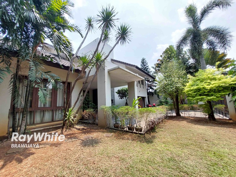 Rumah di Ampera Kemang, Jakarta Selatan, 5 menit ke Tol JORR