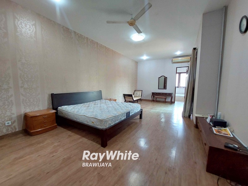 Rumah di Ampera Kemang, Jakarta Selatan, 5 menit ke Tol JORR