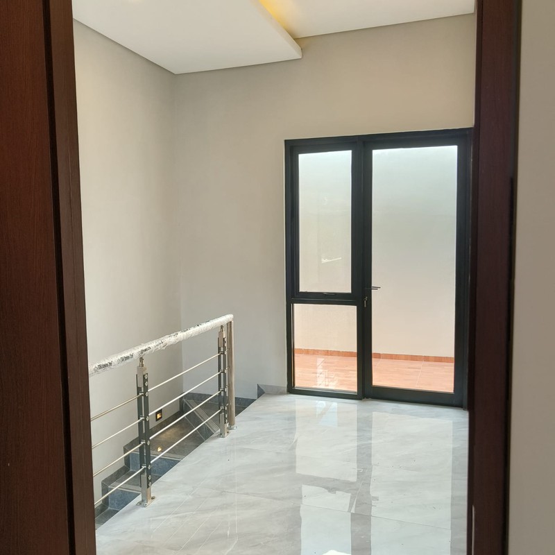 Jual Rumah Cantik 2 Lantai Siap Huni Grand Pakuwon North Victoria Surabaya Barat