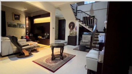 Dijual Rumah Lokasi Strategis Di Jl. Panglima Polim, Kebayoran Baru, Jakarta Selatan