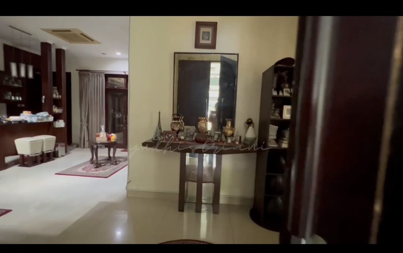 Dijual Rumah Lokasi Strategis Di Jl. Panglima Polim, Kebayoran Baru, Jakarta Selatan