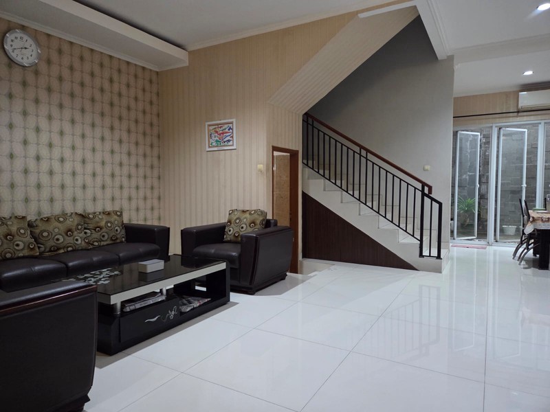 Rumah Cantik bagus siap huni Bintaro Jaya