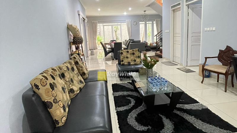 Rumah Batununggal One Gate System