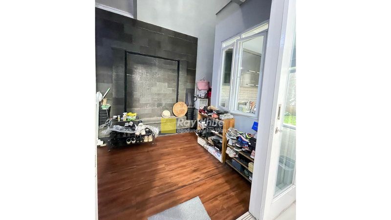 Rumah Batununggal One Gate System