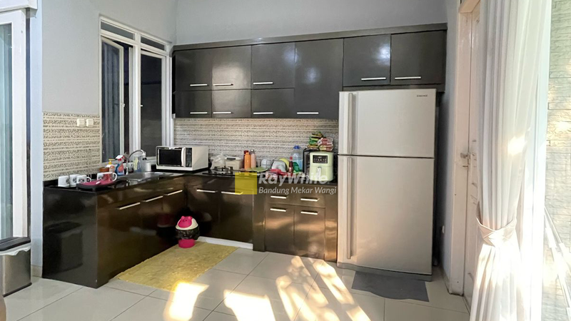 Rumah Batununggal One Gate System