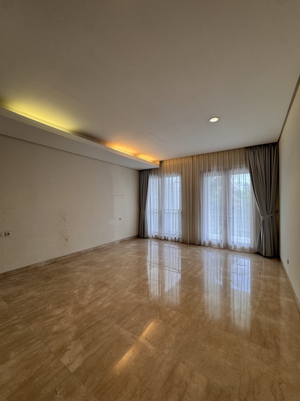 Luxury House for Rent in Kemang - Prime Location, Private Pool & Garden | Ideal for Expat Living