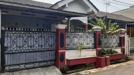 Rumah Cluster Strategis Perumahan Villa Asri Mustika Jaya Kota Bekasi