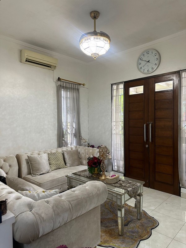 Rumah Di Kawasan Exclusive Emerald Residence Bintaro Jaya