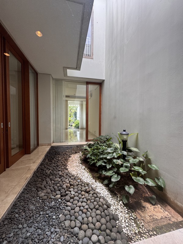 Luxury House for Rent in Kemang - Prime Location, Private Pool & Garden | Ideal for Expat Living