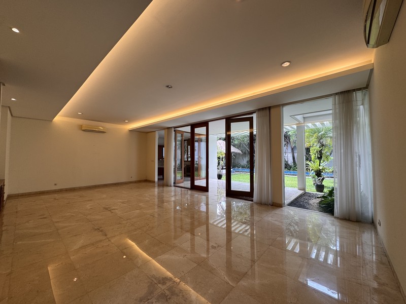 Luxury House for Rent in Kemang - Prime Location, Private Pool & Garden | Ideal for Expat Living