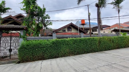 Rumah Gaya Klasik  Harga Menarik di Pesanggrahan Bintaro, Jakarta Selatan.