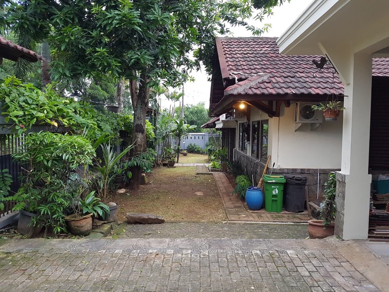 Rumah Gaya Klasik  Harga Menarik di Pesanggrahan Bintaro, Jakarta Selatan.