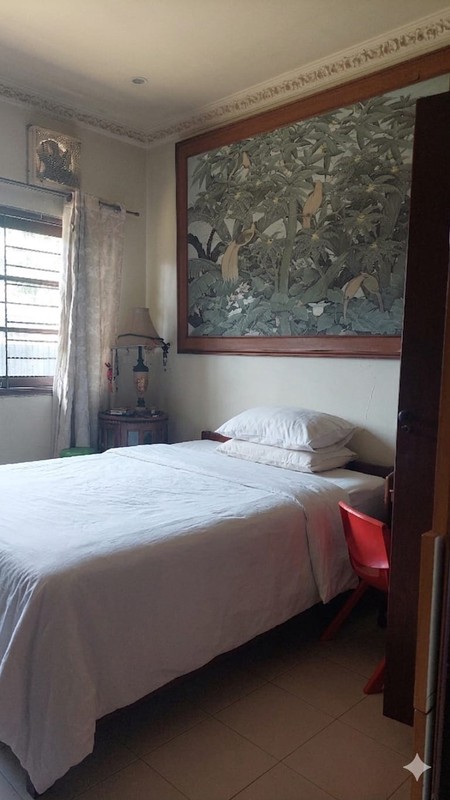 Rumah Gaya Klasik  Harga Menarik di Pesanggrahan Bintaro, Jakarta Selatan.