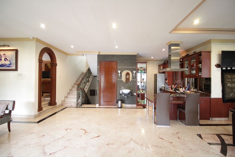 Dijual Rumah Homey di jl. Permata Hijau ,Cidodol,  Kebayoran Lama, Jakarta Selatan