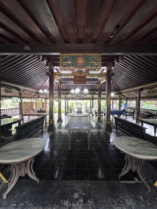 Rumah Bangunan 1 Lantai Lingkungan Asri Area Condet Jakarta Timur