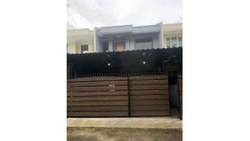 Rumah Gading  Arcadia, Kelapa Gading Luas 6x18m2