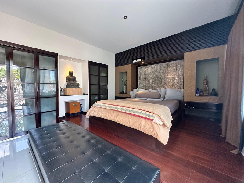 Luxury Private Villa for Sale - Pool, Gym & Garden Retreat - Jimbaran